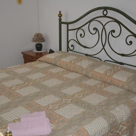 Villa Mischianti Gubbio Luaran gambar