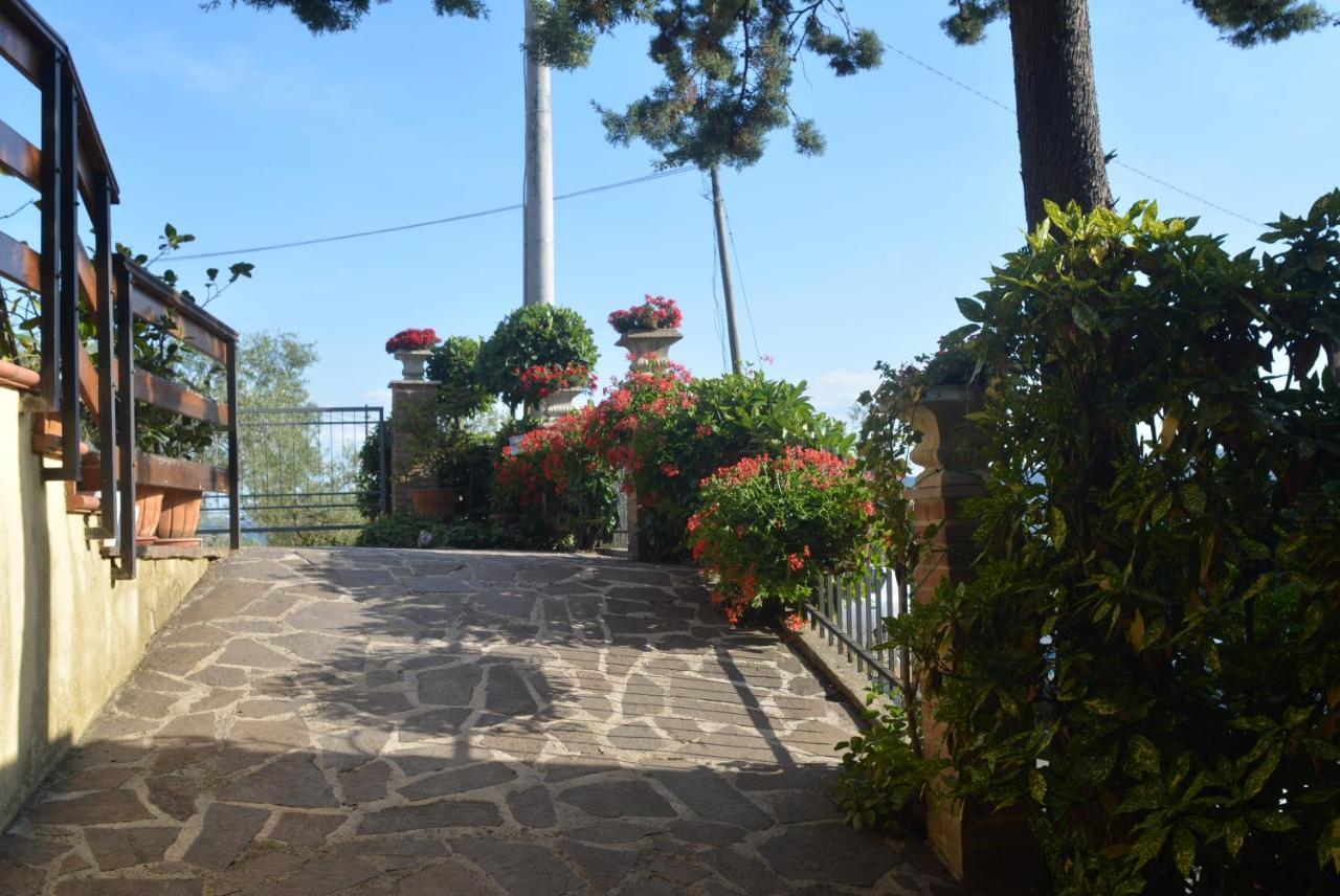Villa Mischianti Gubbio Luaran gambar